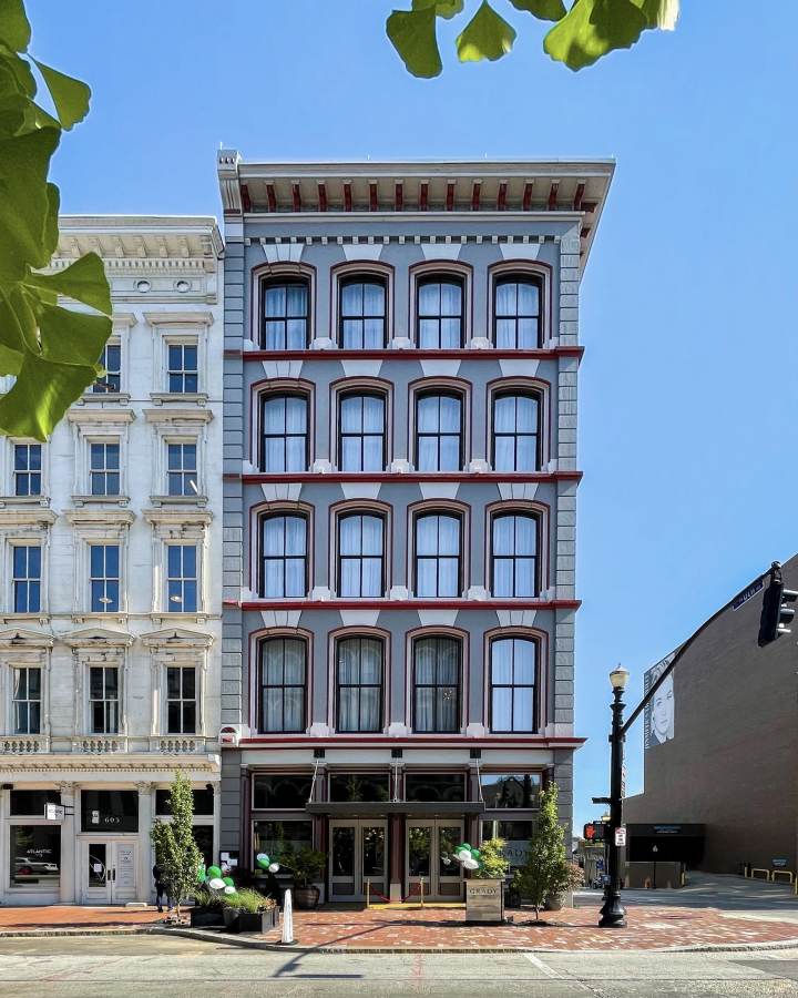 New Hotel Tells the Story of Bourbon City’s Heritage : GoToLouisville ...