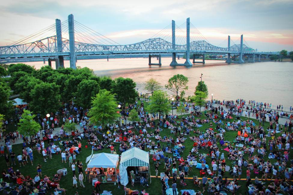 Live On The Lawn at Waterfront Park Concert Series