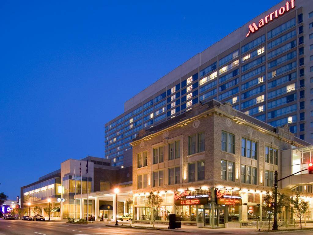 Louisville Hotel Creates 100,000 Derby Package